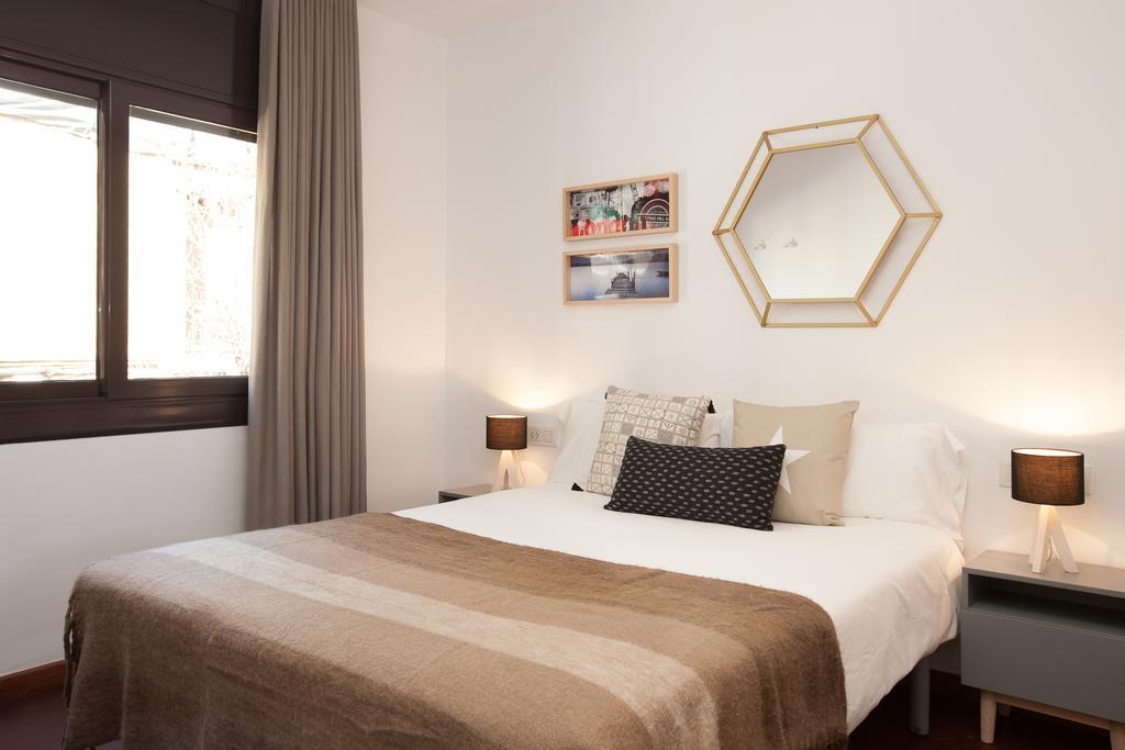 Click&Flat Europa Fira Apartments L'Hospitalet de Llobregat Bagian luar foto