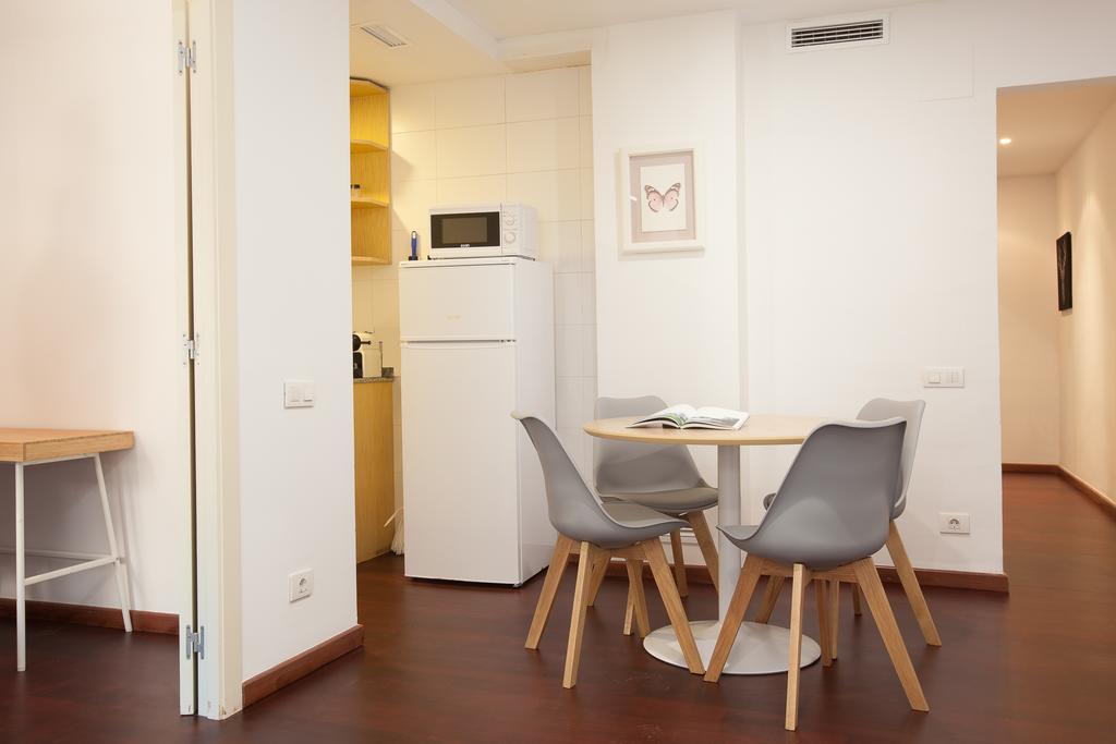 Click&Flat Europa Fira Apartments L'Hospitalet de Llobregat Bagian luar foto