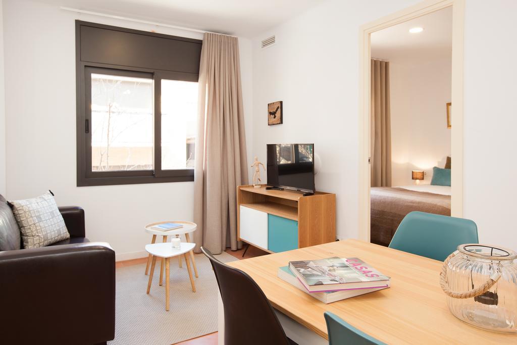 Click&Flat Europa Fira Apartments L'Hospitalet de Llobregat Bagian luar foto